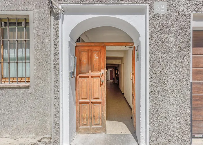 In The Center With Self Check-in Apartment Parma